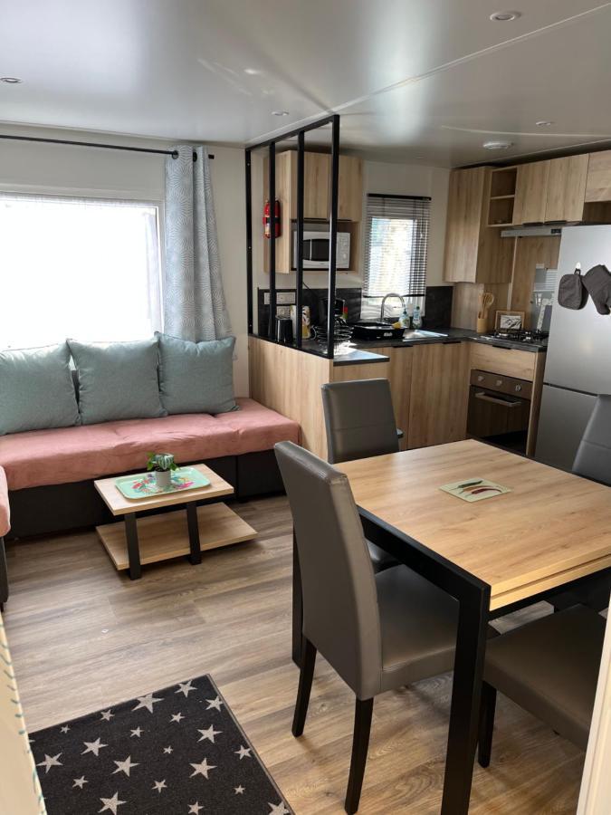 Mobilhome Bora Bora ปง-ตาเวน ภายนอก รูปภาพ