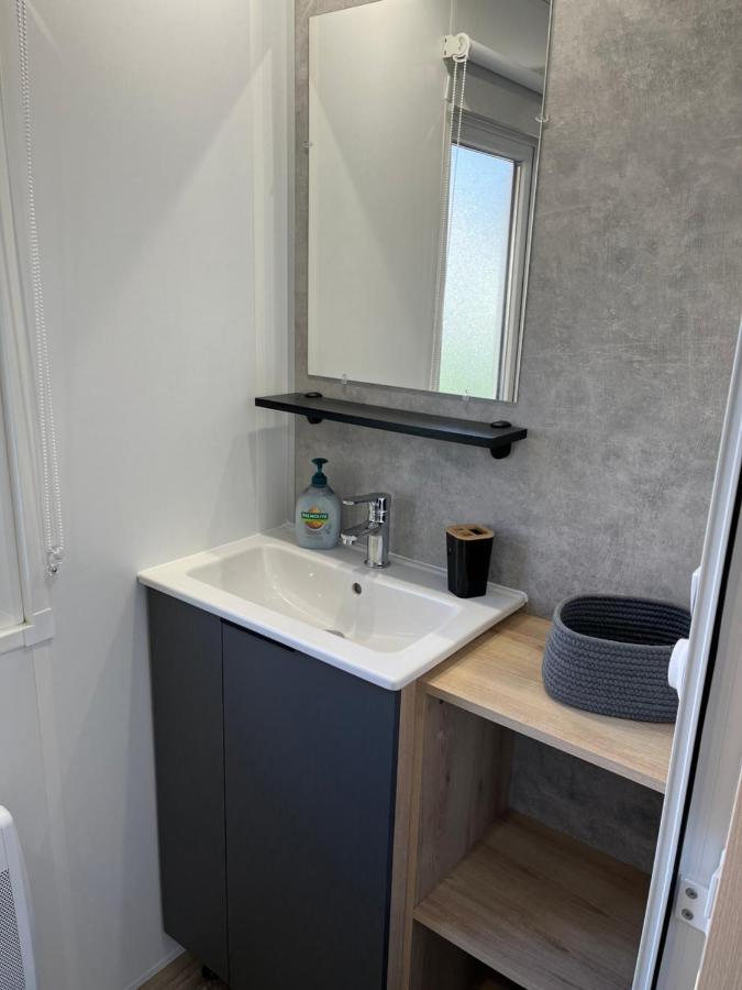 Mobilhome Bora Bora ปง-ตาเวน ภายนอก รูปภาพ